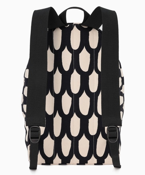 marimekko(マリメッコ)の「Suomu / Aamu Iso(バックパック/リュック・レディース・ネイビー・FREE)」の3枚目の写真