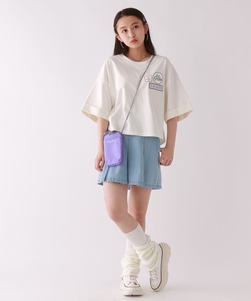 repipi armario(レピピ アルマリオ)の「ワッペンワイドルーズT(Tシャツ/カットソー・キッズ・グリーン/ブラック/アイボリー/杢グレー/パープル/ライム・SMALL/MEDIUM/LARGE)」の7枚目の写真