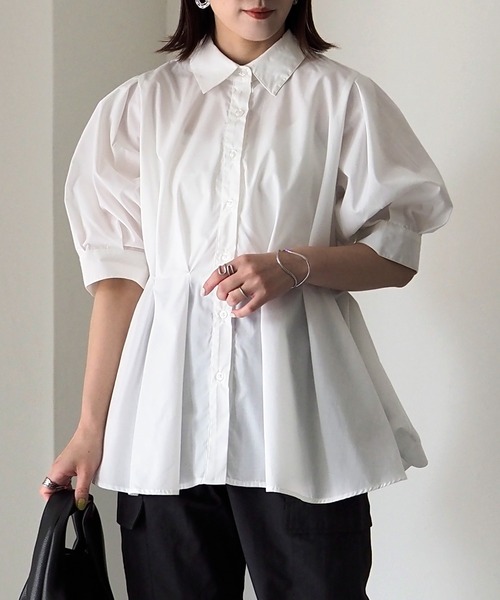 Riberry（リベリー）の「ウエストタックシャツ（シャツ/ブラウス・レディース・サックスブルー/グレイッシュベージュ/ブラック/オフホワイト・MEDIUM）」の8枚目の写真