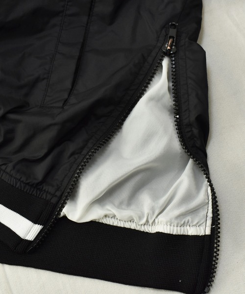 Champion（チャンピオン）の「【ヴィンテージ古着】Champion / チャンピオン STORM Vネック プルオーバー ナイロンジャケット（その他トップス・メンズ・ブラック・MEDIUM）」の7枚目の写真