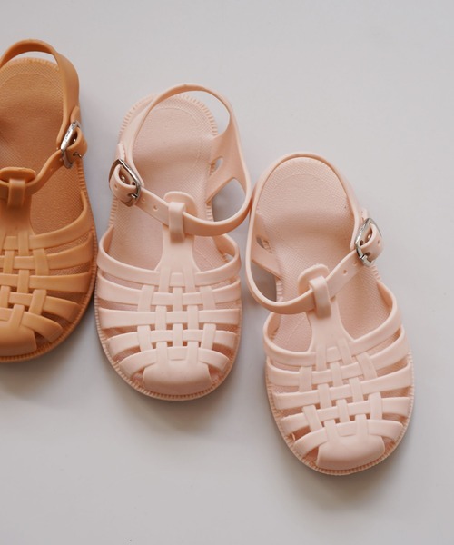 Bambin(ボンバン)の「【 Bambin / ボンバン 】 ニュアンスカラー キッズ グルカサンダル(サンダル・キッズ・ブルー/オレンジ/ブラック/ライトピンク・17/18/16/15 )」の4枚目の写真