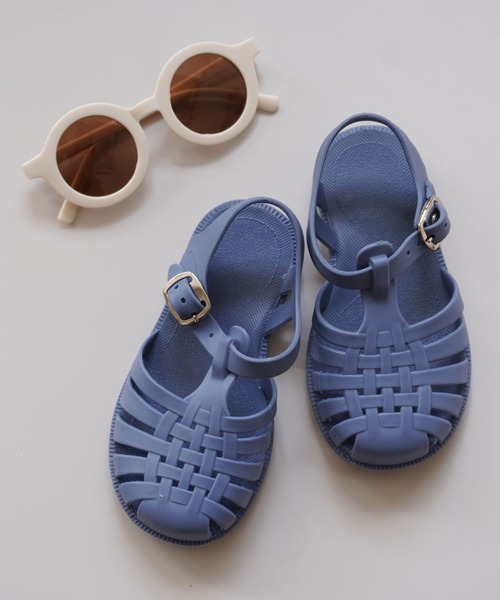 Bambin(ボンバン)の「【 Bambin / ボンバン 】 ニュアンスカラー キッズ グルカサンダル(サンダル・キッズ・ブルー/オレンジ/ブラック/ライトピンク・17/18/16/15 )」の3枚目の写真