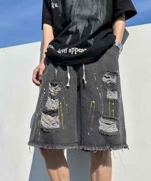 .KOM（ドットコム）の「『.KOM/ドットケーオーエム』ペンキ飛ばしダメージデニムショーツ【Y】【CN】（デニムパンツ・メンズ・ブルー/ブラック・3L/XL）」の4枚目の写真