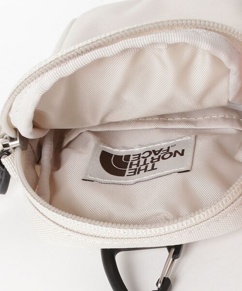 THE NORTH FACE(ザノースフェイス)の「『THE NORTH FACE/ザノースフェイス』THE NORTH FACE SIMPLE MINI BAG(ボディバッグ/ウエストポーチ・メンズ・ブラック/グリーン/クリーム/チェック・ONE SIZE)」の9枚目の写真