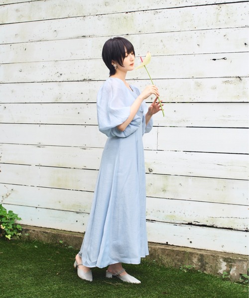 Olu.（オルドット）の「ボリュームパフスリーブドレス（ワンピース・レディース・ブルー/ホワイト・FREE）」の11枚目の写真