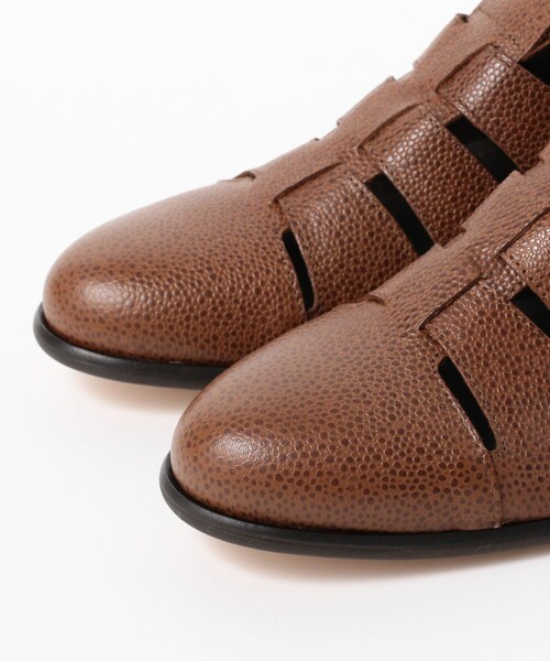 BEAMS(ビームス)の「BEAMS / スコッチレザー グルカ サンダル(ドレスシューズ・メンズ・ブラック/ブラウン・44/40/42/41/43)」の4枚目の写真