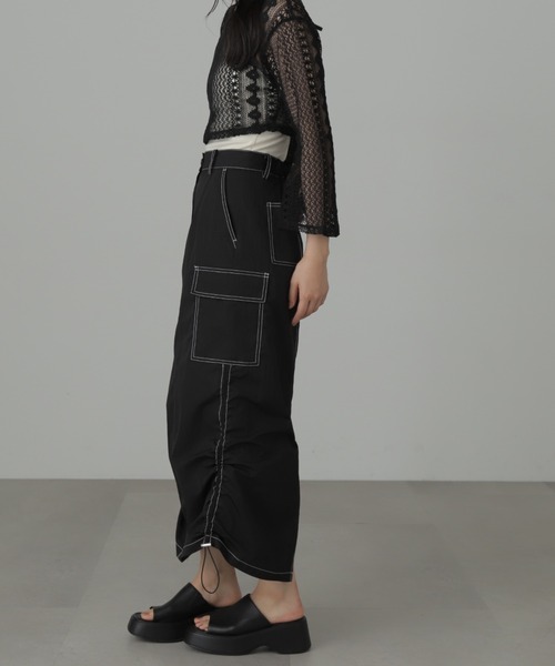 FREE'S MART（フリーズマート）の「配色ステッチカーゴスカート（スカート・レディース・ブラック/ホワイト・MEDIUM/SMALL）」の6枚目の写真