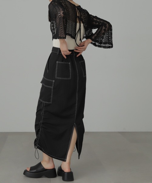 FREE'S MART（フリーズマート）の「配色ステッチカーゴスカート（スカート・レディース・ブラック/ホワイト・MEDIUM/SMALL）」の4枚目の写真