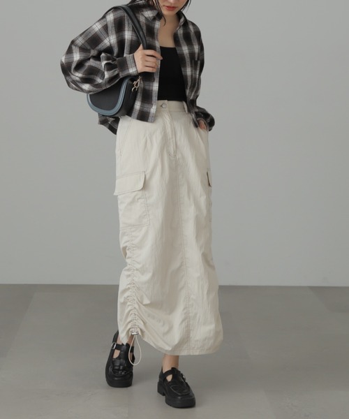FREE'S MART（フリーズマート）の「配色ステッチカーゴスカート（スカート・レディース・ブラック/ホワイト・MEDIUM/SMALL）」の18枚目の写真