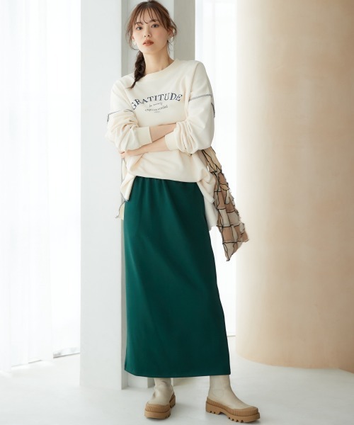 miclat（ミクラ）の「大きいサイズ　裏毛ロゴビッグスウェット　miclat（スウェット・レディース・アイボリー/オレンジ系・L/LL/3L/4L/5L）」の20枚目の写真