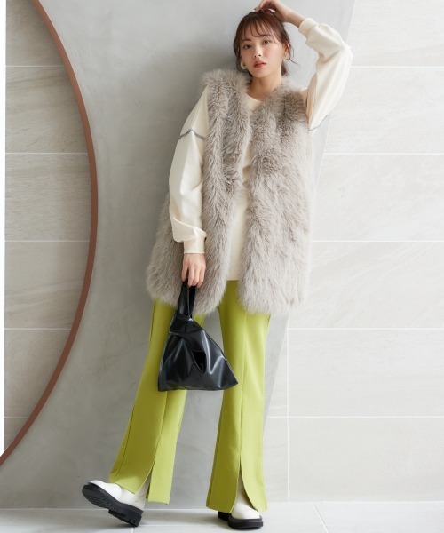 miclat（ミクラ）の「大きいサイズ　裏毛ロゴビッグスウェット　miclat（スウェット・レディース・アイボリー/オレンジ系・L/LL/3L/4L/5L）」の21枚目の写真