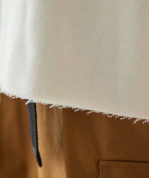 miclat（ミクラ）の「大きいサイズ　裏毛ロゴビッグスウェット　miclat（スウェット・レディース・アイボリー/オレンジ系・L/LL/3L/4L/5L）」の8枚目の写真