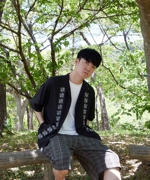  j.n.r.d（ジェー・エヌ・アール・ディー）の「【35COFFEEコラボ 】j.n.r.d/フラワーモチーフ刺繍シャツ（シャツ/ブラウス・メンズ・ブラック系その他/ブラック・LL/M/L）」の10枚目の写真