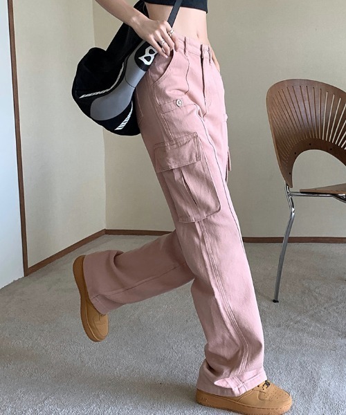 FREE STYLISTS（フリー スタイリスト）の「YUGA_YGMC ハイウエスト　デニムカーゴパンツ（カーゴパンツ・レディース・オフホワイト/ブラウン/ベビーピンク・S/XL/L/M）」の12枚目の写真