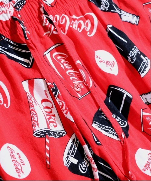 THRIFTY LOOK（スリフティールック）の「THRIFTY LOOK/スリフティールック COCA COLA PAJAMA PANT コカコーラパジャマパンツ（その他パンツ・メンズ・レッド・LARGE/X-LARGE）」の4枚目の写真