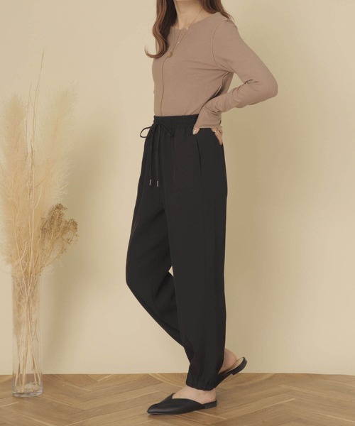 mil（ミル）の「【150㎝前後の小柄さんサイズ】袖スリットリブカットソー（Tシャツ/カットソー・レディース・モカ/ブラック/アイボリー・XS/S）」の7枚目の写真