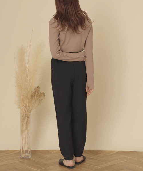mil（ミル）の「【150㎝前後の小柄さんサイズ】袖スリットリブカットソー（Tシャツ/カットソー・レディース・モカ/ブラック/アイボリー・XS/S）」の8枚目の写真