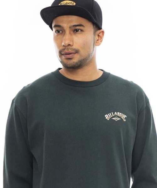 BILLABONG（ビラボン）の「BILLABONG メンズ 【BAD DOG】 WORK LS ロンＴ 【2023年秋冬モデル】/ビラボンアーチブランドロゴバックプリントロングスリーブTシャツ（Tシャツ/カットソー・メンズ・ブラック/ダークグリーン/オフホワイト・MEDIUM/LARGE/X-LARGE）」の14枚目の写真