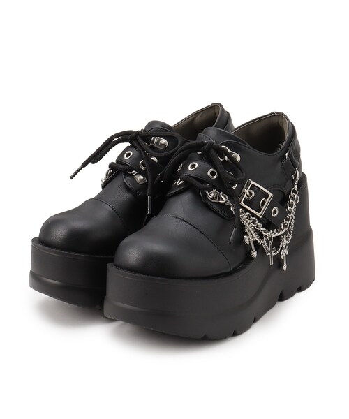 cs T&P（シーエスティーアンドピー）の「厚底十字架モチーフチェーン付きパンプス（パンプス・レディース・ホワイト/ワインレッド/ブラック・M/L/LL/S）」の7枚目の写真