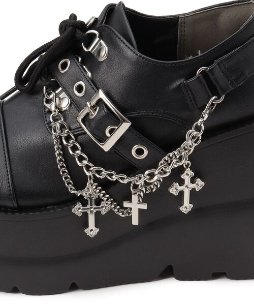 cs T&P（シーエスティーアンドピー）の「厚底十字架モチーフチェーン付きパンプス（パンプス・レディース・ホワイト/ワインレッド/ブラック・M/L/LL/S）」の13枚目の写真