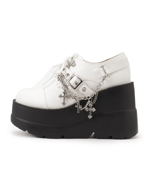 cs T&P（シーエスティーアンドピー）の「厚底十字架モチーフチェーン付きパンプス（パンプス・レディース・ホワイト/ワインレッド/ブラック・M/L/LL/S）」の15枚目の写真