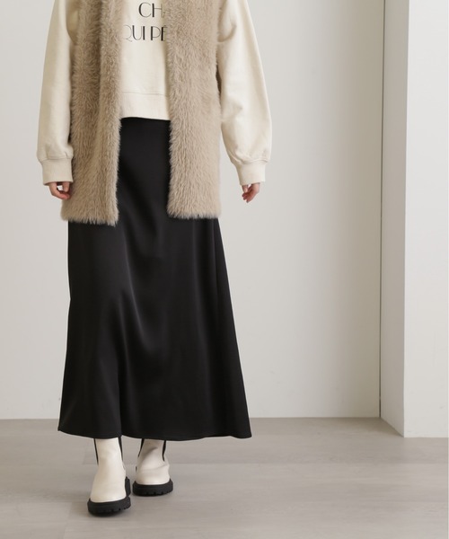 N.（N. Natural Beauty Basic）（エヌエヌナチュラルビューティーベーシック）の「【S Size Line】◆マットサテンＡラインロングスカート（スカート・レディース・クリーム/ライトグリーン/ブラック・SMALL/MEDIUM）」の4枚目の写真