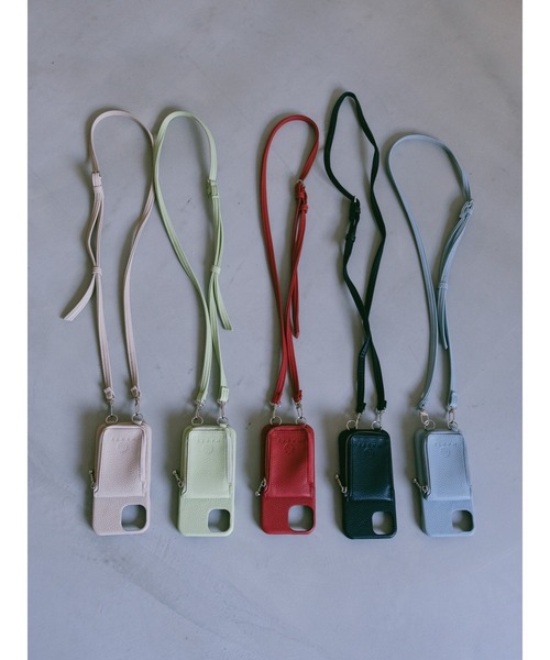 MARTE（マルテ）の「Shoulder strap iPhone case/iPhone13、iPhone14/ショルダーストラップiPhoneケース（スマホケース/カバー・レディース・ベージュ/レッド/ライトグリーン/ブラック/ライトブルー・iPhone 14/iPhone 13）」の17枚目の写真