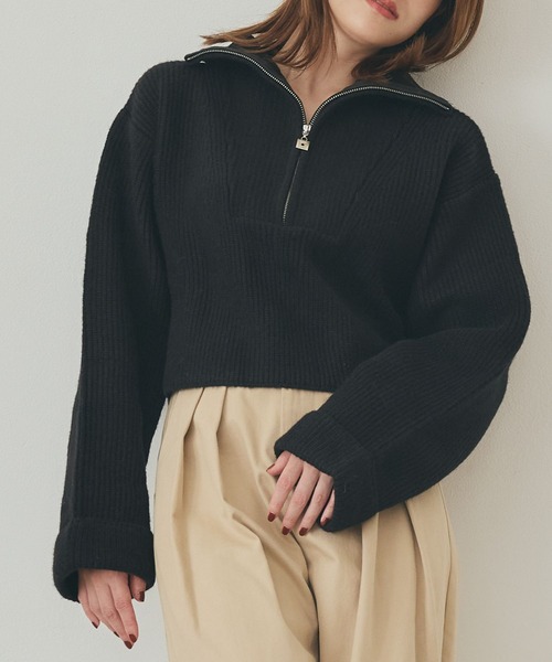 LANTINAM(ランティナム)の「【 ユニセックス】ロゴチャームハーフジップニット(2サイズ展開)(ニット/セーター・レディース・ブラック系1/ブラック系2/ブルー系2/ブルー系1・M/L)」の5枚目の写真