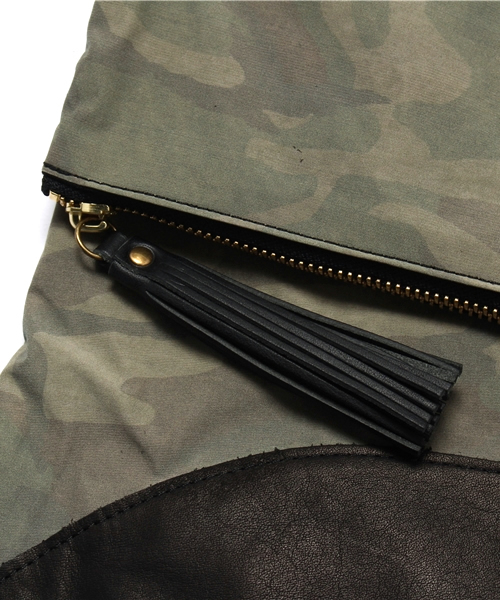 SHIPS for women（シップスフォーウィメン）の「MORMYRUS:カモクラッチ（クラッチバッグ・レディース・オリーブ・ONE SIZE）」の5枚目の写真