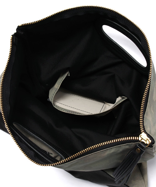 SHIPS for women（シップスフォーウィメン）の「MORMYRUS:カモクラッチ（クラッチバッグ・レディース・オリーブ・ONE SIZE）」の8枚目の写真