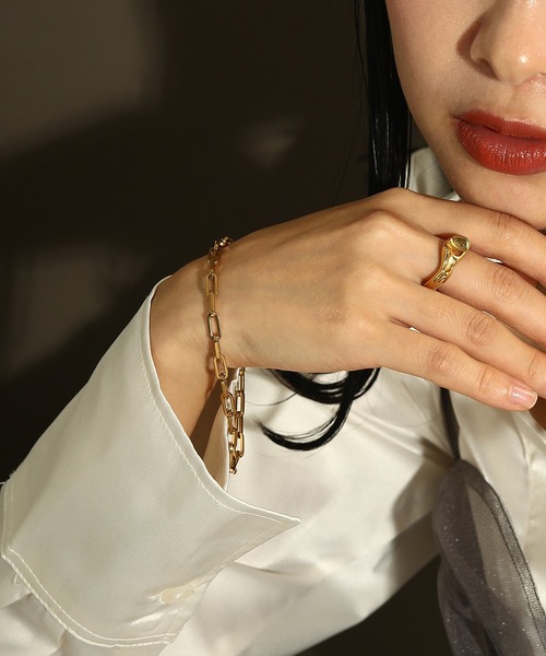 voov（ブーブ）の「【金属アレルギー対応】オーバルチェーン シンプル ブレスレット サージカルステンレス（ブレスレット・レディース・ゴールド/シルバー・フリー）」の2枚目の写真