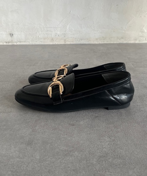 DouDou（ドゥドゥ）の「【WEB限定】 ビッグビットローファー（ローファー・レディース・シルバー/ブラック・23.5/24/24.5）」の6枚目の写真