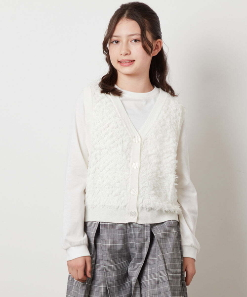 a.v.v（アーヴェヴェ）の「[140-150]【2点セット】フリンジニットベストセット（ベスト・キッズ・ブラック/ホワイト・140/150）」の18枚目の写真