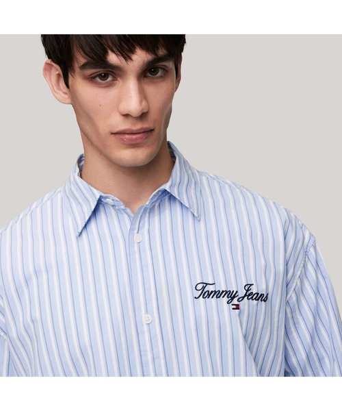 tommy jeans（トミー ジーンズ）の「【オンライン・一部店舗限定】リラックスストライプラグジュアリーシャツ（シャツ/ブラウス・メンズ・ライトブルー/ホワイト・X-SMALL/SMALL/MEDIUM/LARGE/X-LARGE）」の20枚目の写真