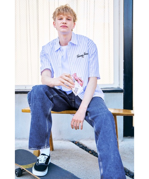 tommy jeans（トミー ジーンズ）の「【オンライン・一部店舗限定】リラックスストライプラグジュアリーシャツ（シャツ/ブラウス・メンズ・ライトブルー/ホワイト・X-SMALL/SMALL/MEDIUM/LARGE/X-LARGE）」の15枚目の写真