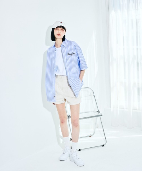 tommy jeans（トミー ジーンズ）の「【オンライン・一部店舗限定】リラックスストライプラグジュアリーシャツ（シャツ/ブラウス・メンズ・ライトブルー/ホワイト・X-SMALL/SMALL/MEDIUM/LARGE/X-LARGE）」の10枚目の写真