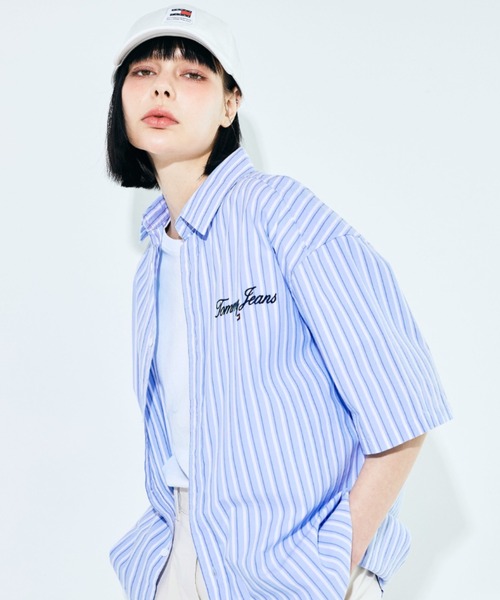 tommy jeans（トミー ジーンズ）の「【オンライン・一部店舗限定】リラックスストライプラグジュアリーシャツ（シャツ/ブラウス・メンズ・ライトブルー/ホワイト・X-SMALL/SMALL/MEDIUM/LARGE/X-LARGE）」の8枚目の写真