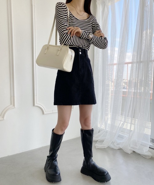 wears(ウェアーズ)の「PU素材 ミニボストンバッグ(ボストンバッグ・レディース・ブラック/アイボリー・FREE)」の14枚目の写真