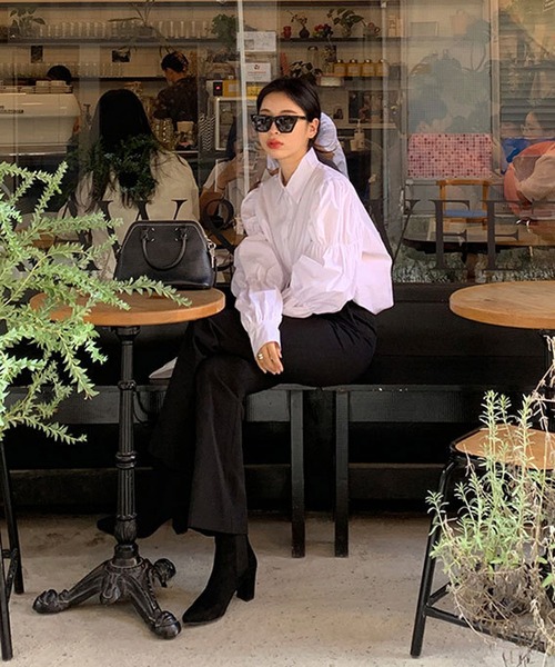 HALEY PESCA(ヘーリーペスカ)の「HALEY PESCA/ボリュームスリーブデザインシャツ(シャツ/ブラウス・レディース・ホワイト・SMALL/MEDIUM/LARGE/X-LARGE)」の2枚目の写真