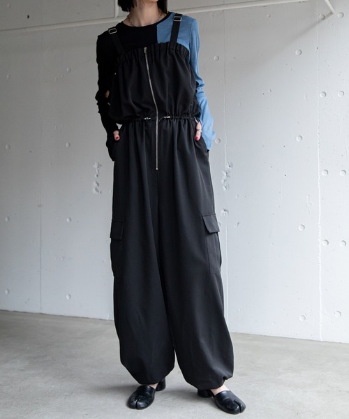 VACANCY(ヴァカンシー)の「フロントZIPベアオールインワン(サロペット/オーバーオール・レディース・ブラック/グレー・MEDIUM/LARGE)」の5枚目の写真