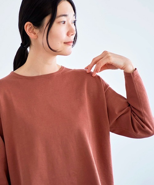 HAU(ハウ)の「ニットトップス homme(ニット/セーター・レディース・ブラック/ライトグレー/サックスブルー/アイボリー/ブラウン/チャコールグレー/イエロー/ホワイト・ONE SIZE/MEDIUM)」の6枚目の写真