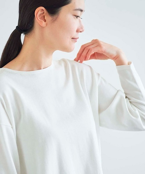 HAU(ハウ)の「ニットトップス homme(ニット/セーター・レディース・ブラック/ライトグレー/サックスブルー/アイボリー/ブラウン/チャコールグレー/イエロー/ホワイト・ONE SIZE/MEDIUM)」の2枚目の写真