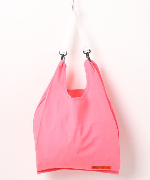 Ocean&Ground(オーシャン&グラウンド)の「カラーストラップトートBAG(トートバッグ・キッズ・ターコイズブルー/パープル/イエロー/ピンク/モスグリーン/ブラック/オリーブ・FREE)」の1枚目の写真