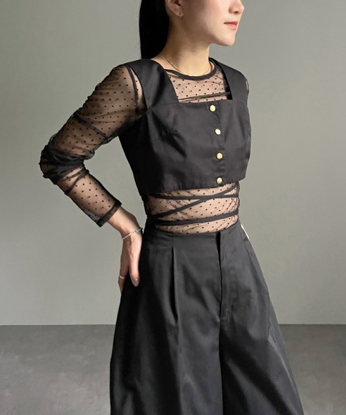 MECRE(メクル)の「フロントボタンツイルビスチェ(ベスト・レディース・ブラック/グレー・FREE)」の2枚目の写真