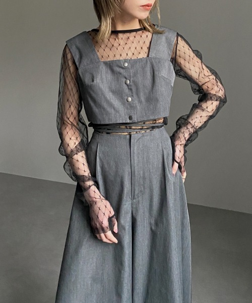 MECRE(メクル)の「フロントボタンツイルビスチェ(ベスト・レディース・ブラック/グレー・FREE)」の13枚目の写真