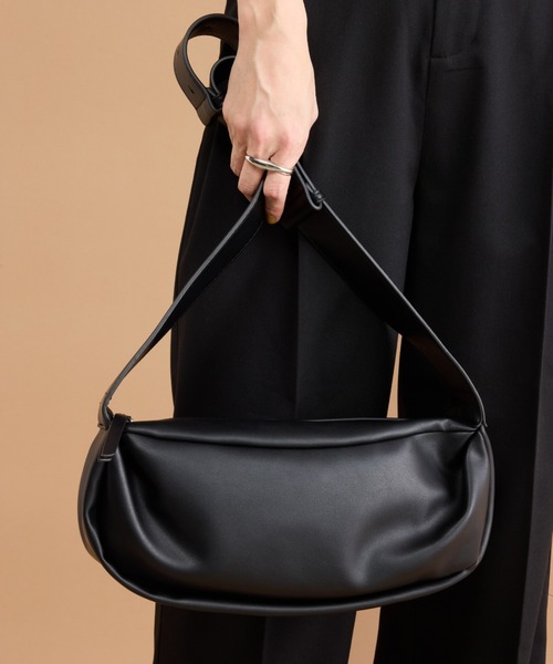 y/m（イム）の「ワイドショルダーBAG（ショルダーバッグ・レディース・ブラック・FREE）」の16枚目の写真