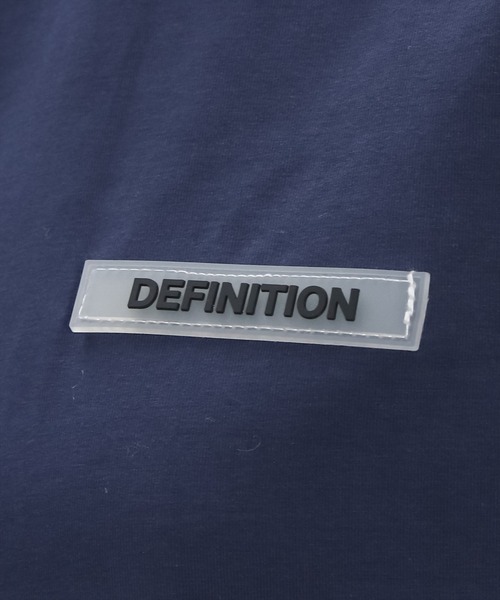 clear（クリア）の「ラバーワッペンライン入りオーバーサイズTシャツ≪2024SS≫（Tシャツ/カットソー・レディース・オフホワイト/ブラック/ネイビー・F）」の4枚目の写真