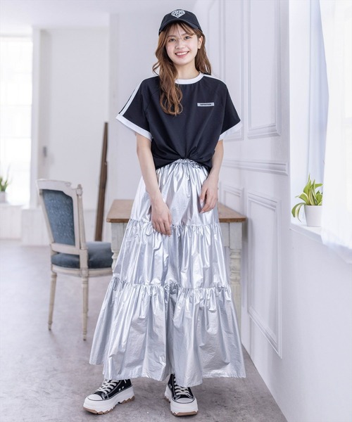 clear（クリア）の「ラバーワッペンライン入りオーバーサイズTシャツ≪2024SS≫（Tシャツ/カットソー・レディース・オフホワイト/ブラック/ネイビー・F）」の16枚目の写真