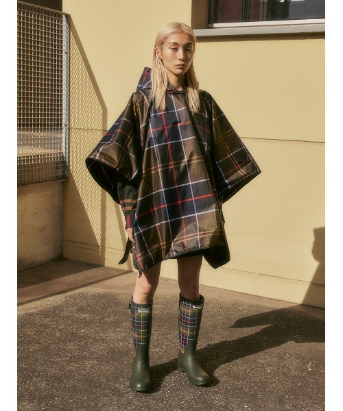 Barbour（バブアー）の「クラシック タータンチェック ポンチョ 