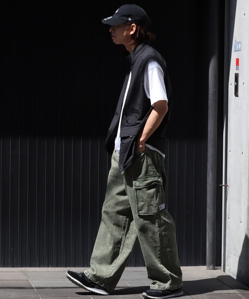 VISION STREET WEAR(ヴィジョンストリートウェア)の「【VISION STREET WEAR/ヴィジョンストリートウェア】ワイドカーゴ デニムパンツ(デニムパンツ・メンズ・サックスブルー/カーキ/レッド/レッド系その他/ブラック/ネイビー/パープル/グレー・M/LL/L)」の21枚目の写真